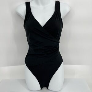 Instant Figure NEW Womens One Piece Swimsuit Size 6 Black Control Made In USA